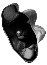 Load image into Gallery viewer, Large busty planter