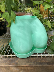 Big booty planter